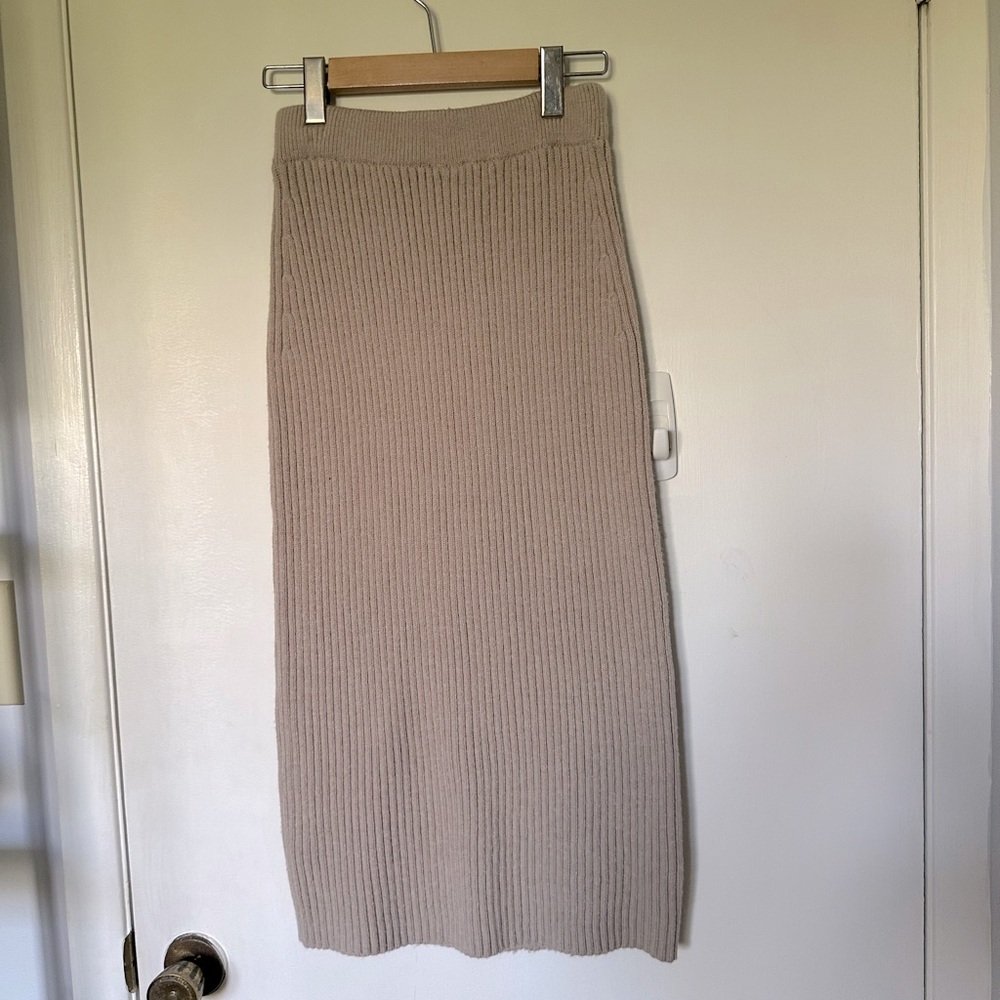 Pink Martini Beige Knit Skirt